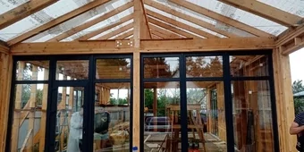 Установка пластиковых окон KBE Expert 70мм, внешняя ламинация (кварцево-серые)