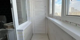 Внутренняя отделка балкона. Панели в ламинации. Установка шкафа. Балкон 3 метра